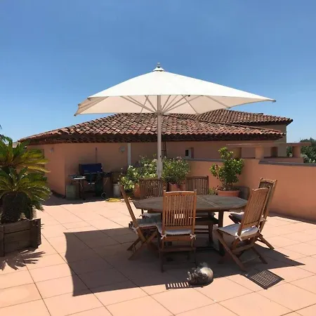 Apartment La Croix-valmer, 5 Pieces, 8 Personnes - Fr-1-726-16